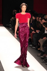 Hey, sophisticated ladies, this one is for you: Carolina Herrera Fall 2013 Runway Trends