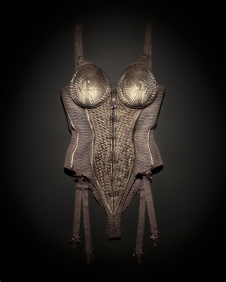 Emil Larsson_Body corset
