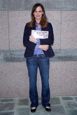 Jennifer Garner at the the Milk + Bookies First Annual Story Time Celebration in Los Angeles