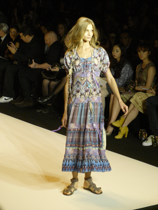 Anna Sui - Spring 2011 Fashion Show