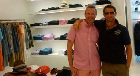 Brad & Rob sharing some retail therapy in the Hamptons
