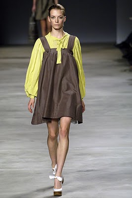 Chloe's S/S 2006 take on the 70's