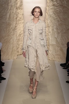 Donna Karan spring / summer 2011 collection