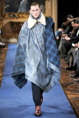 Alexander McQueen Fall 2011