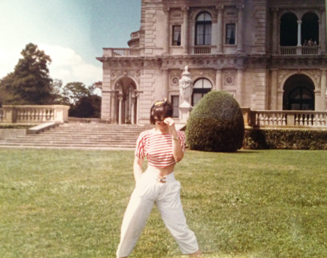 Me and my midriff, back in the day. As a matter of fact I remember that outfit's cheap chic pedigree: the top was from Le Chateau in Montreal and I picked up the cropped pants in Greece.
